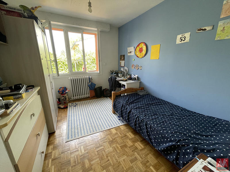 Maison - 95 m² - 4 pièces