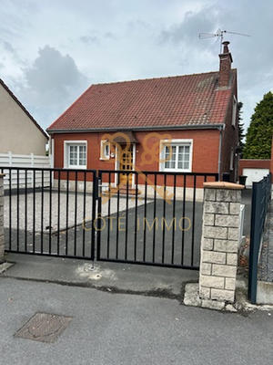 Maison - 95 m² - 4 pièces