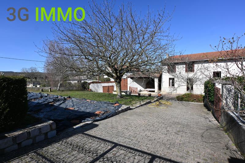 Maison jumelée - 86 m² - 4 pièces