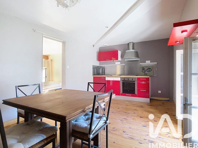 Maison - 465 m² - 12 pièces