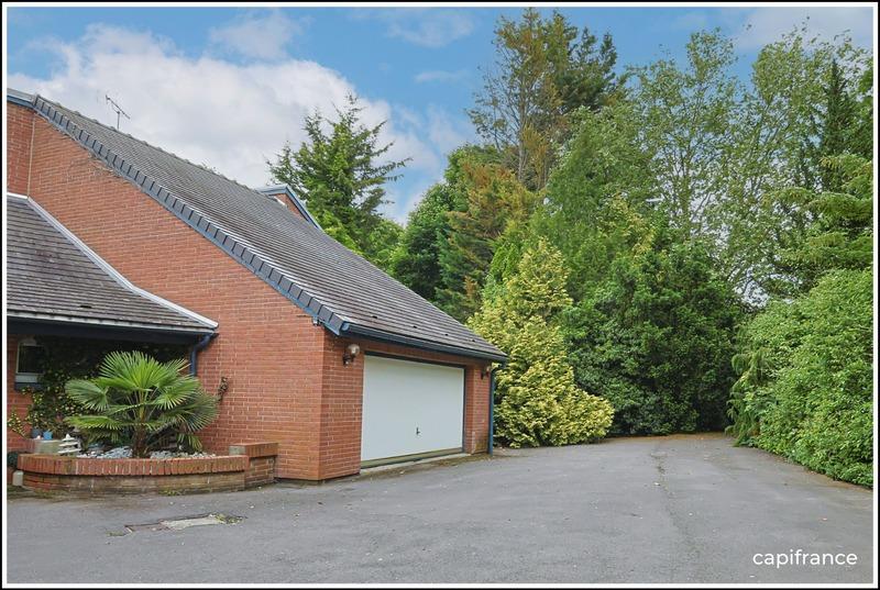 Maison d'architecte - 319 m² - 10 pièces