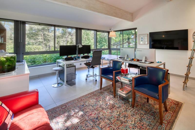 Villa - 350 m² - 8 pièces