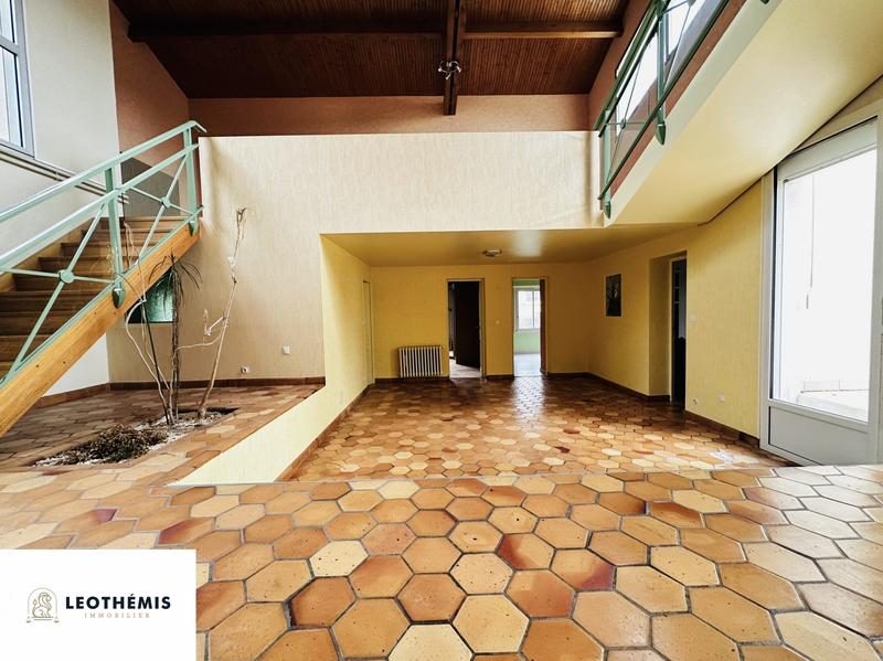 Maison - 188 m² - 5 pièces