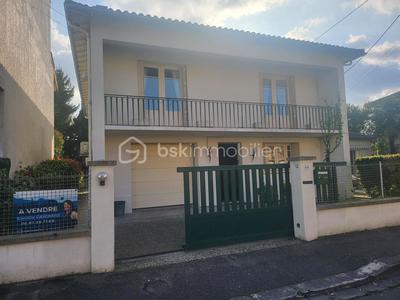 Maison - 158 m² - 5 pièces