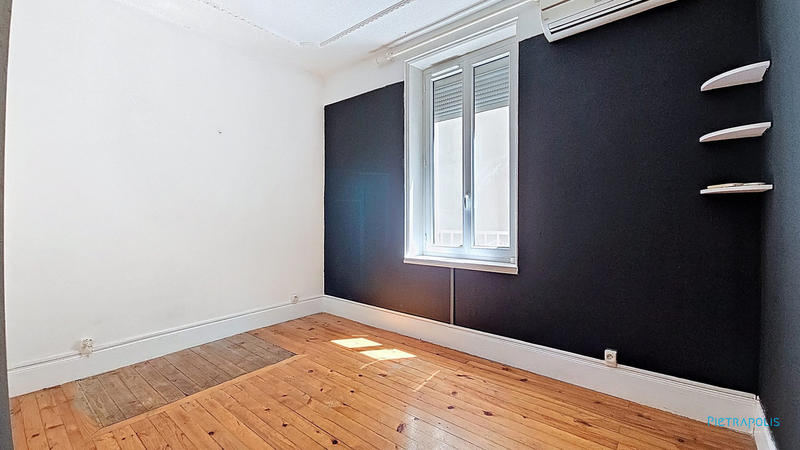 Appartement - 125 m² - 5 pièces