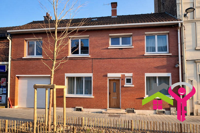 Maison - 87 m² - 4 pièces