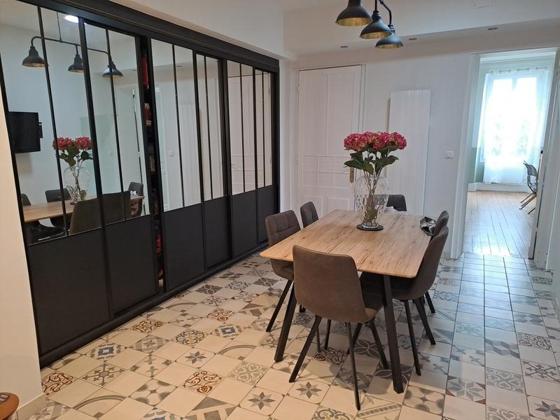 Maison de maîtres - 240 m² - 9 pièces