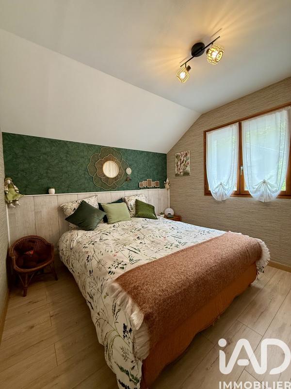 Maison - 102 m² - 5 pièces