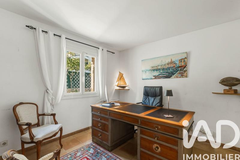 Maison de ville - 207 m² - 7 pièces