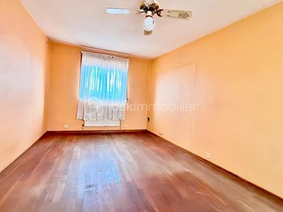 Maison de ville - 90 m² - 6 pièces