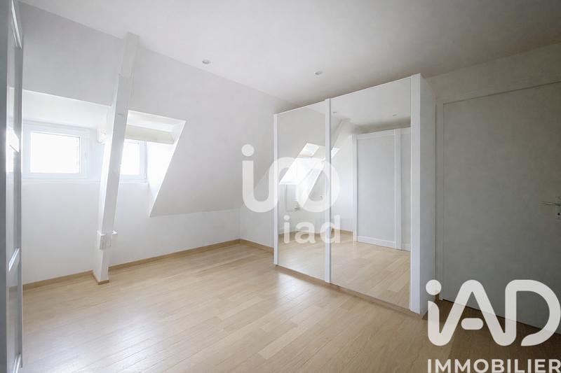 Maison - 320 m² - 10 pièces