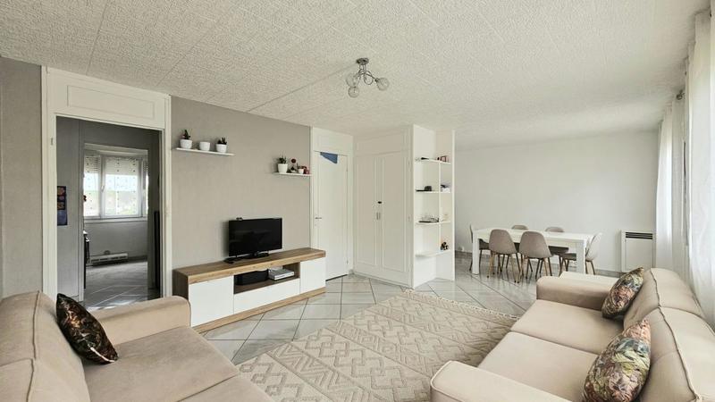 Appartement ancien - 79 m² - 4 pièces