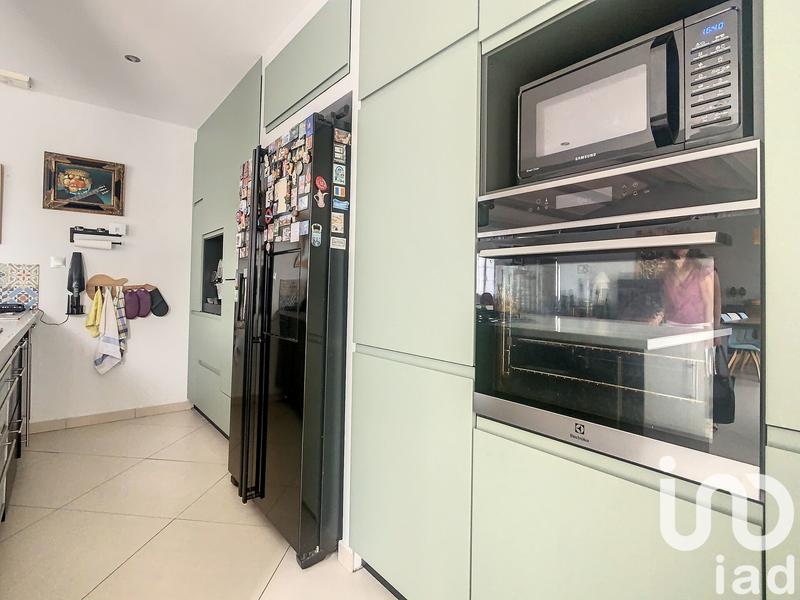 Maison - 211 m² - 7 pièces