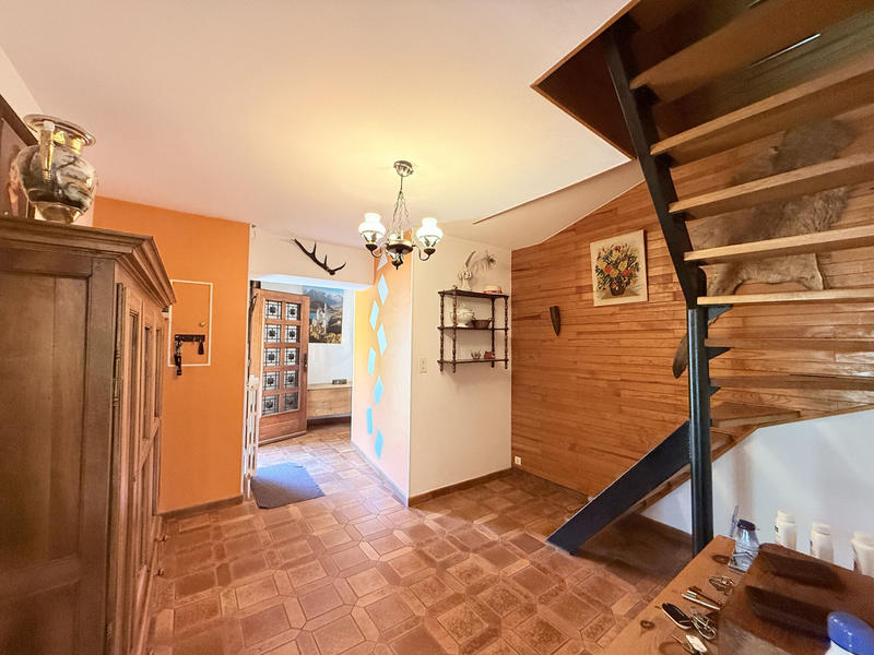 Maison - 175 m² - 6 pièces