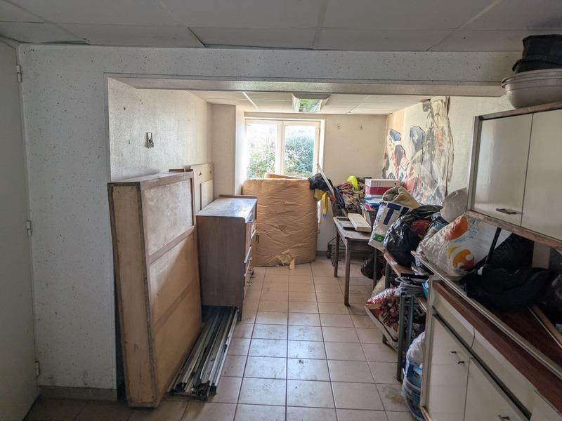 Maison - 250 m² - 7 pièces