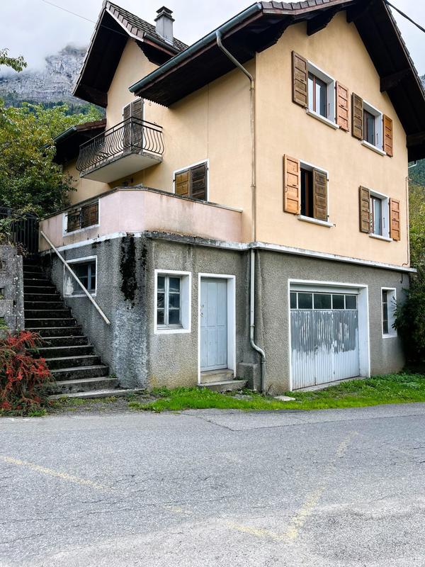 Maison ancienne - 134 m² - 9 pièces