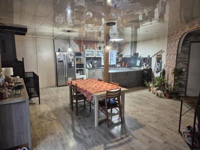 Propriété - 98 m² - 3 pièces