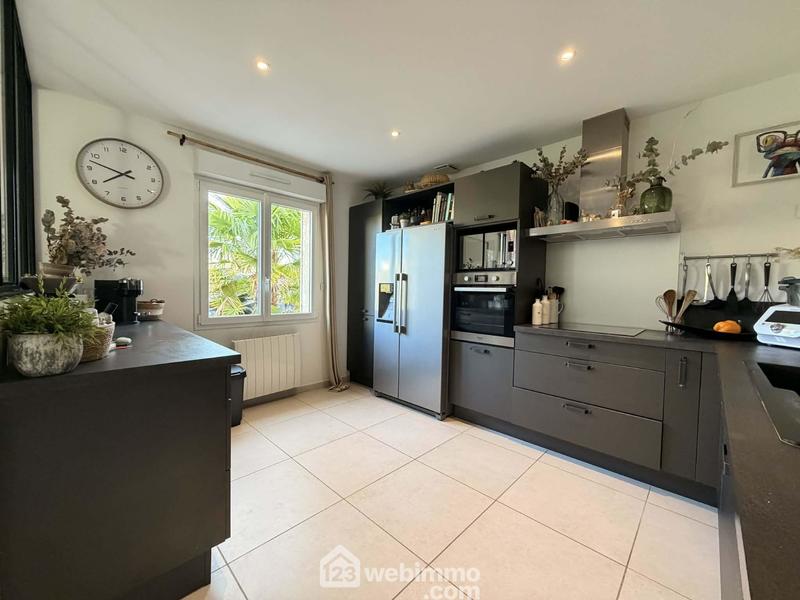 Maison - 152 m² - 5 pièces