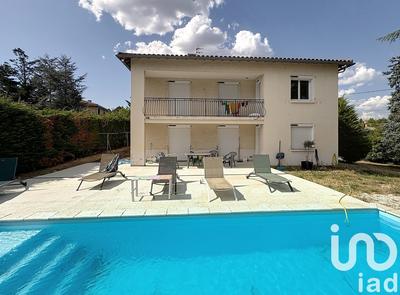 Maison - 167 m² - 7 pièces