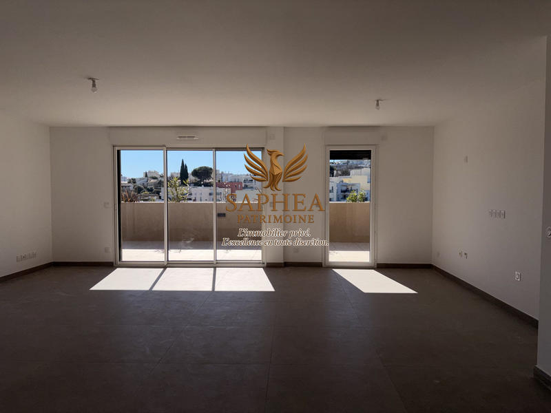 Appartement - 98 m² - 4 pièces