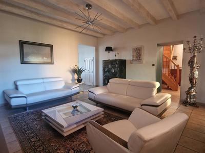 Propriété - 170 m² - 7 pièces