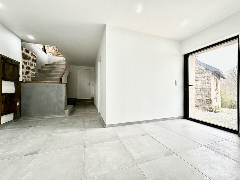 Maison - 170 m² - 7 pièces