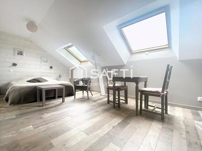 Maison - 192 m² - 8 pièces