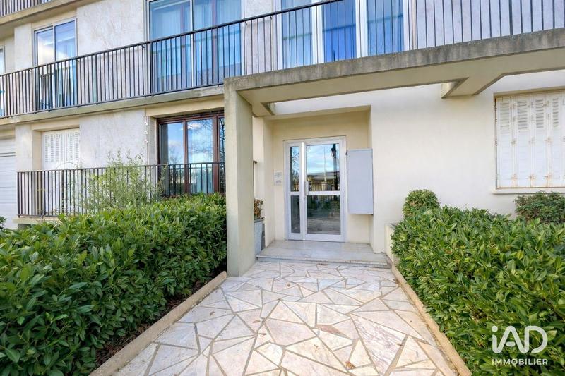 Appartement - 80 m² - 3 pièces