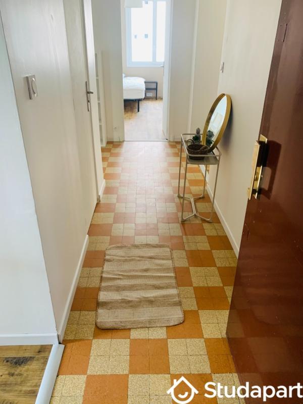 Chambre - 13 m² - 1 pièce