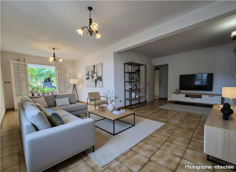 Maison - 160 m² - 8 pièces