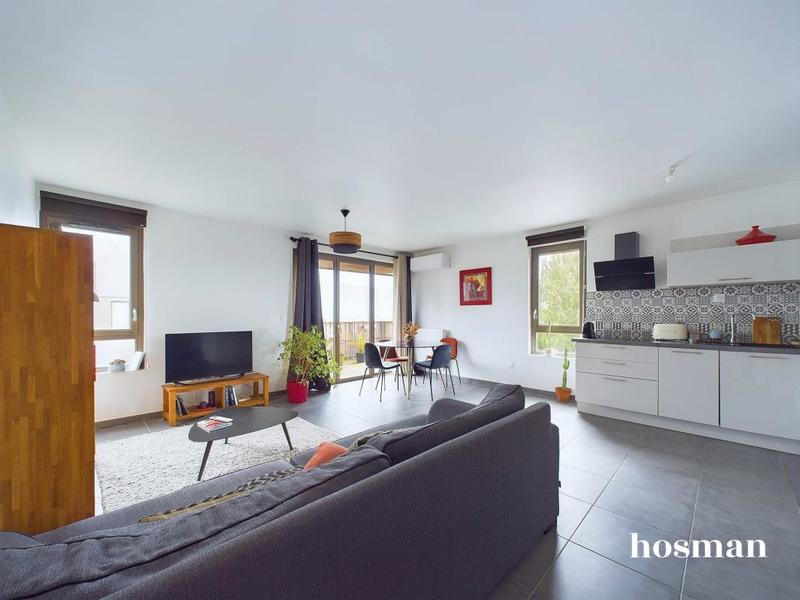 Appartement - 80 m² - 4 pièces