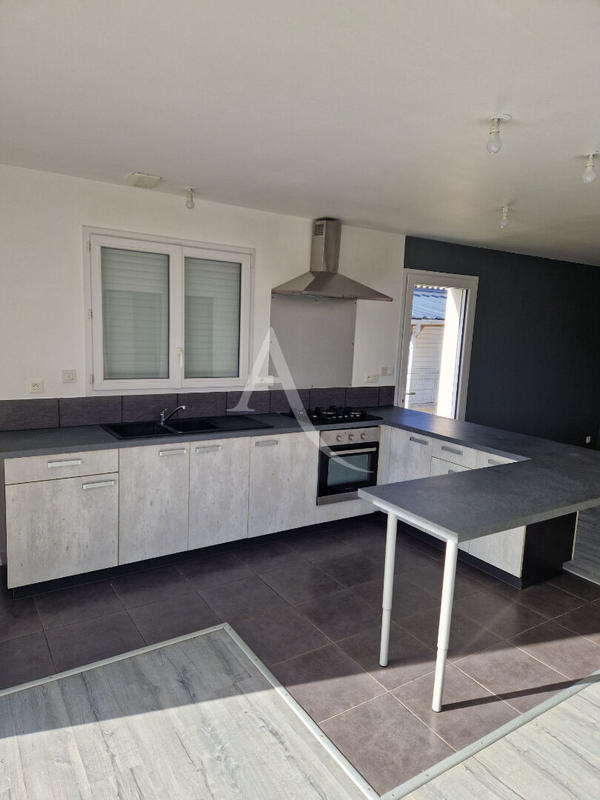 Maison - 80 m² - 3 pièces