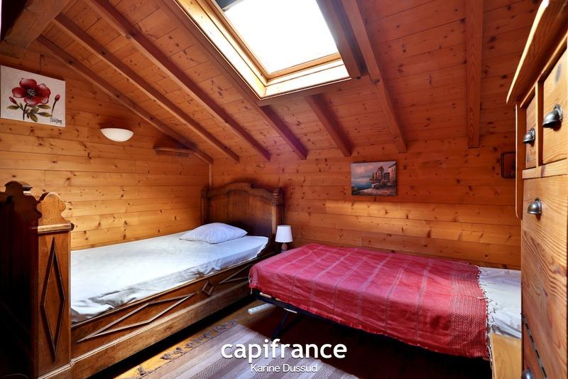 Châlet - 142 m² - 8 pièces