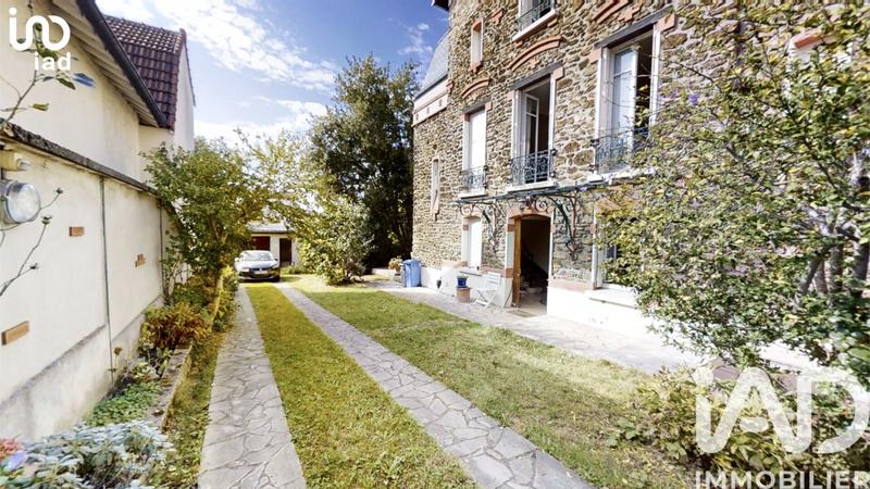 Maison - 156 m² - 7 pièces