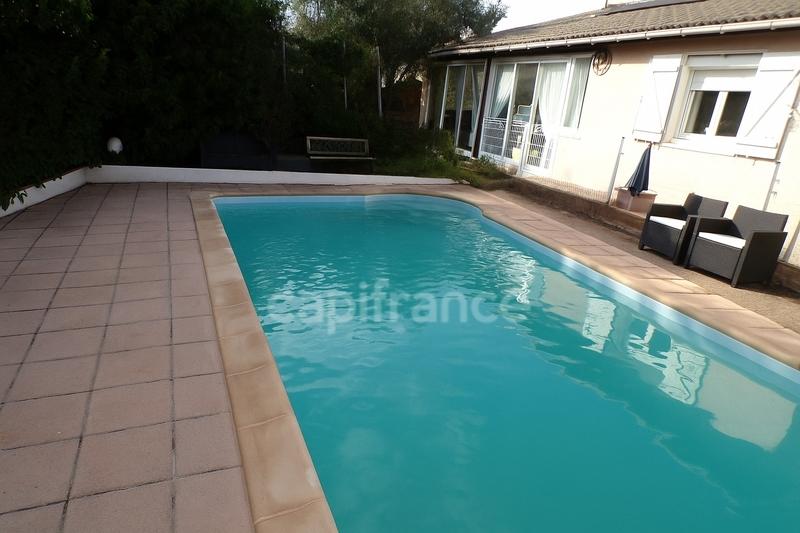 Maison - 110 m² - 4 pièces