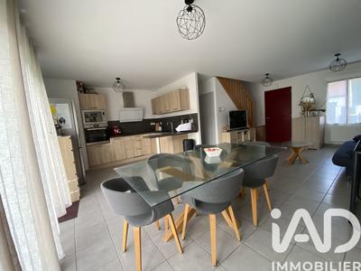 Maison - 77 m² - 4 pièces