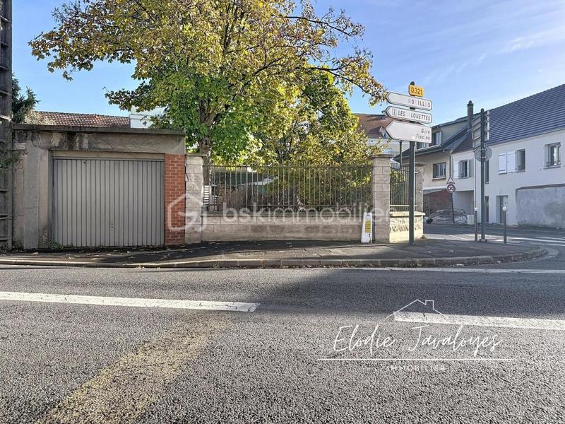 Immeuble - 250 m² - 10 pièces