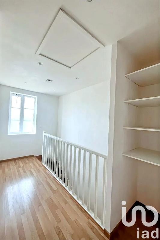 Maison - 99 m² - 5 pièces