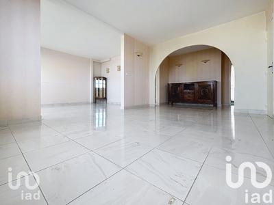 Appartement - 100 m² - 5 pièces