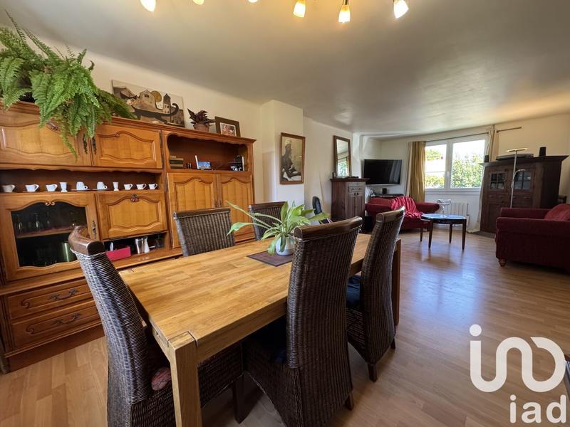 Maison - 194 m² - 8 pièces