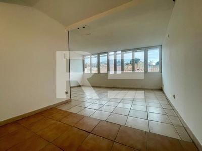 Immeuble - 161 m² - 6 pièces