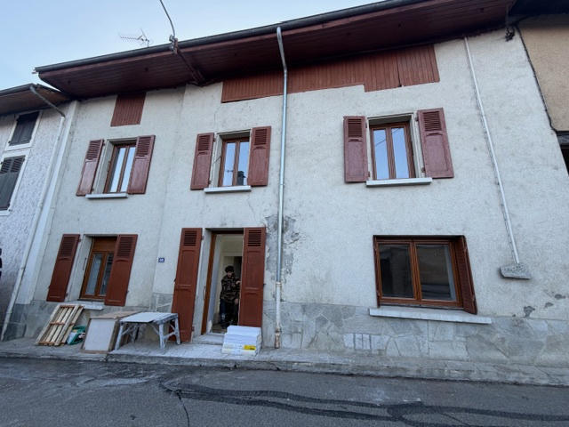 Maison de village - 90 m² - 4 pièces