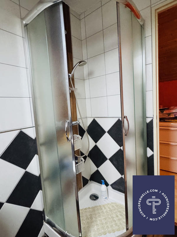 Maison - 110 m² - 6 pièces