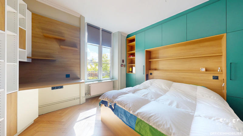 Appartement - 132 m² - 5 pièces