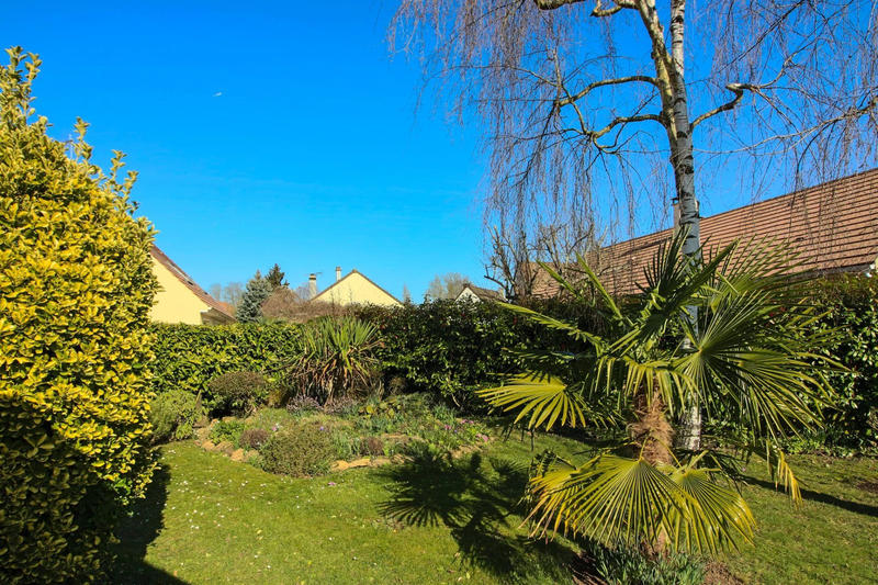 Maison traditionnelle - 138 m² - 6 pièces