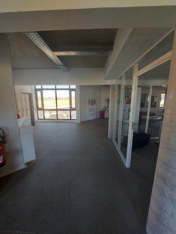 Bureau - 270 m²