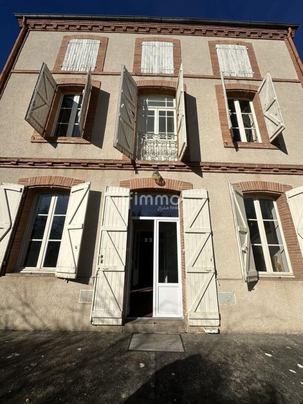 Maison - 200 m² - 5 pièces