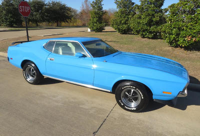 Ford Mustang Fastback 302