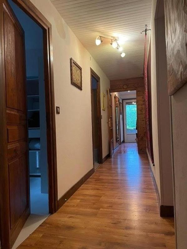 Maison - 230 m² - 5 pièces