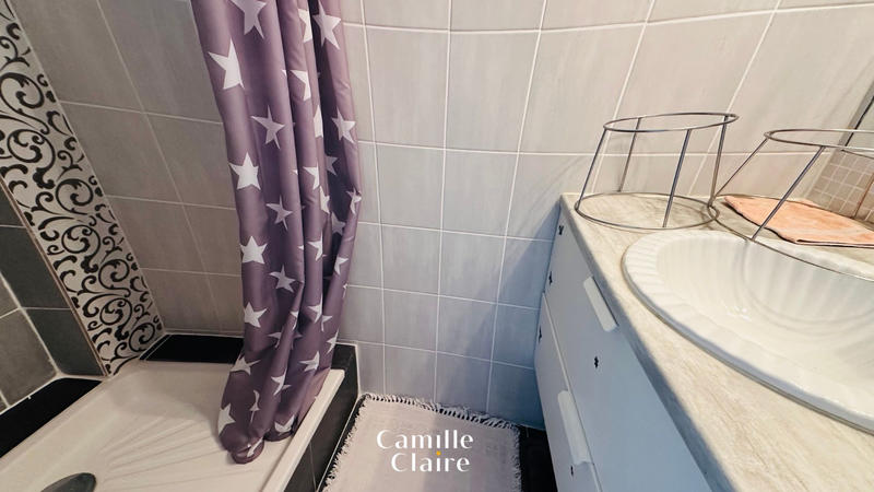 Villa - 240 m² - 10 pièces